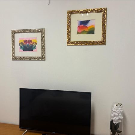 베로나 Monolocale In Piazza Isolo 아파트 외부 사진